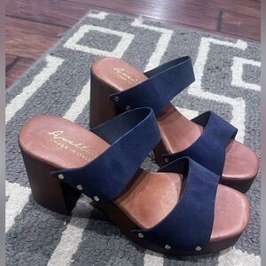 Women's Avellini Platform Wedge Sandals size 8 Genuine Leather, made in italy